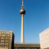 Berliner Fernsehturm: Von den Antennen werden Rundfunk- und Fernsehprogramme abgestrahlt. 